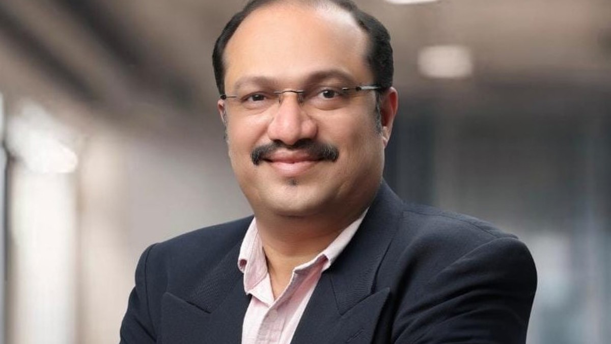 "Follow me," says new Fellow