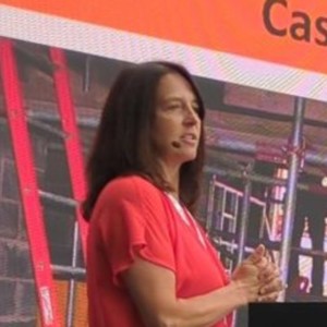 Dr Shelley Stiles