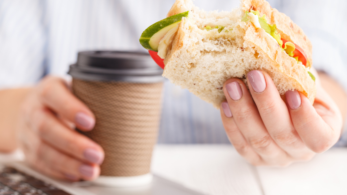 What your sad desk sandwich says about your working habits